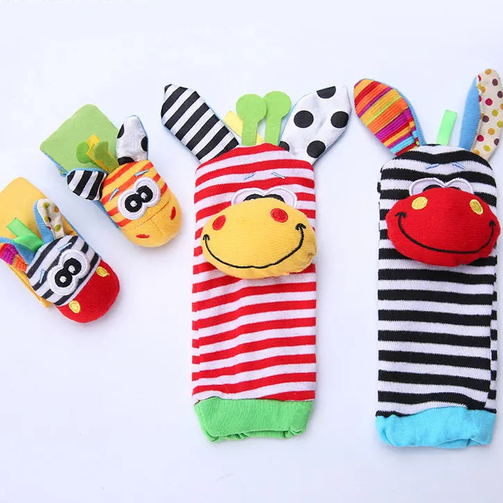 Montessori Rattle Socks Set